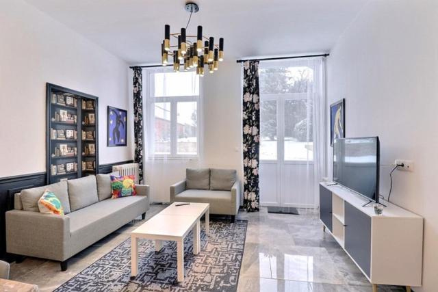 Les Appartements Fenelon Le Cateau-Cambresis Exteriör bild