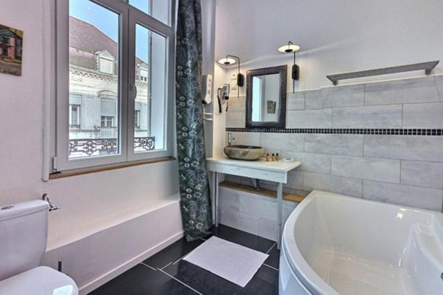 Les Appartements Fenelon Le Cateau-Cambresis Exteriör bild