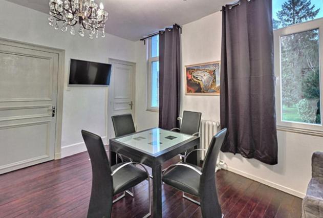 Les Appartements Fenelon Le Cateau-Cambresis Exteriör bild
