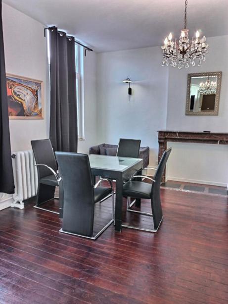 Les Appartements Fenelon Le Cateau-Cambresis Exteriör bild