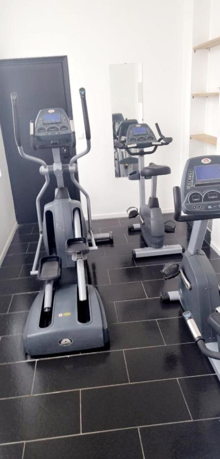 Les Appartements Fenelon Le Cateau-Cambresis Exteriör bild