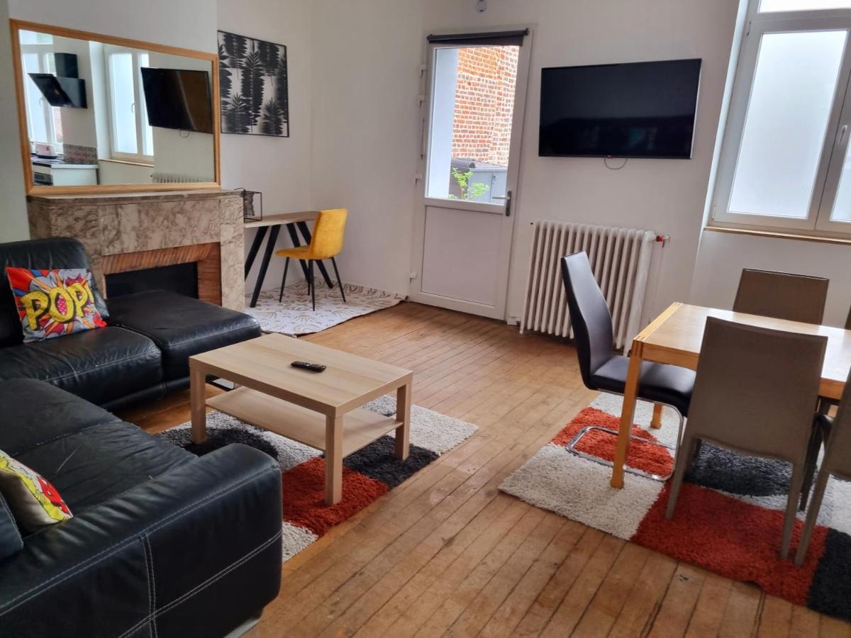Les Appartements Fenelon Le Cateau-Cambresis Exteriör bild