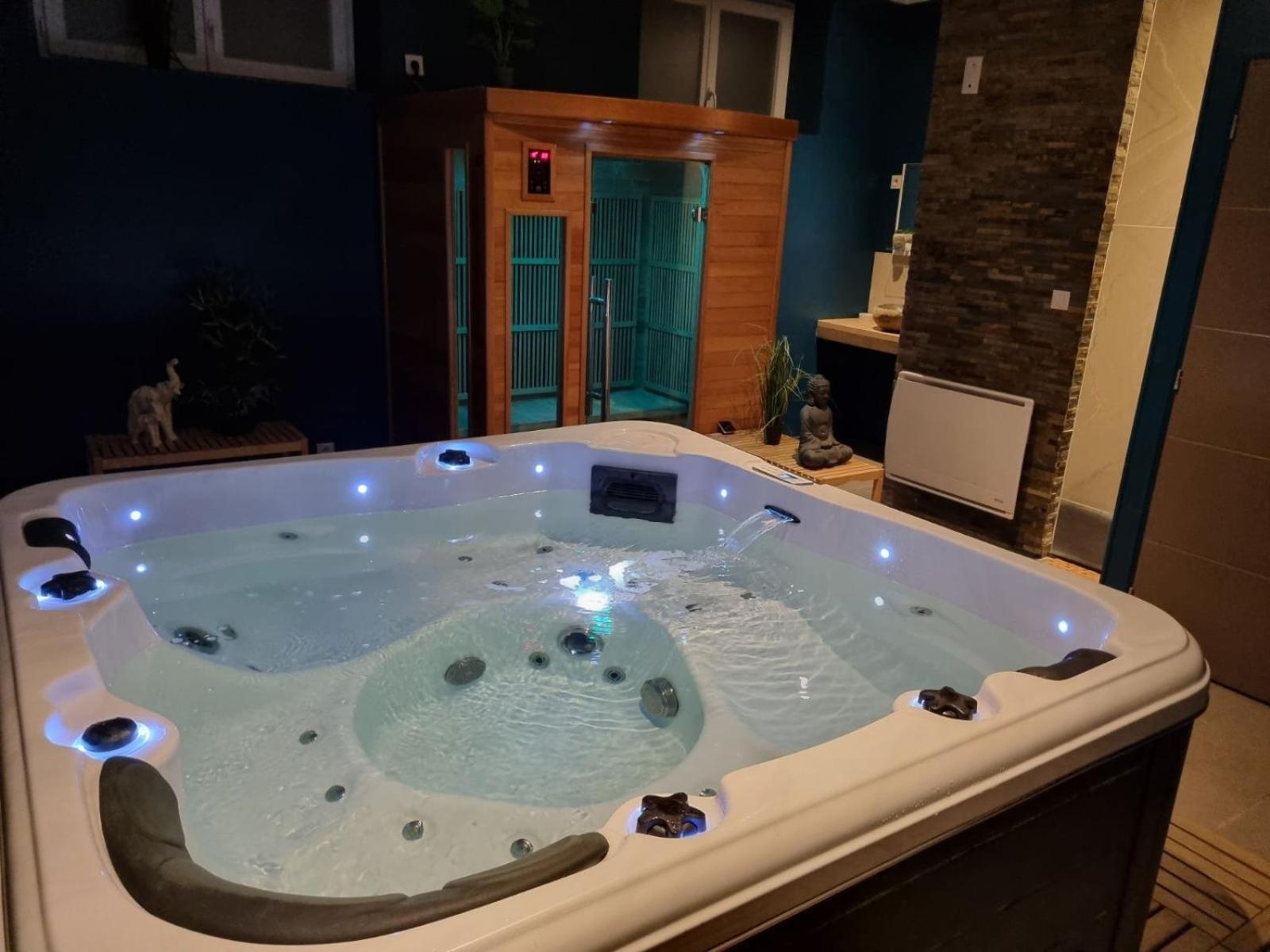 Les Appartements Fenelon Le Cateau-Cambresis Exteriör bild